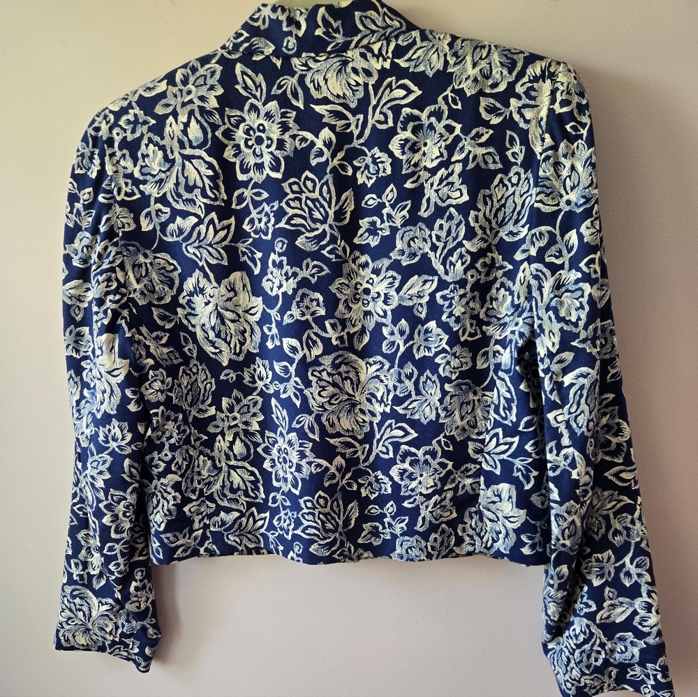 Vintage Pendleton Petite Blue Floral Cropped Blazer Jacket Size 10 Rayon - Picture 4 of 8
